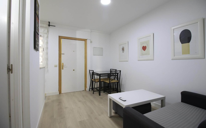 Calle Calle de Antonio Zamora, floor 2, Puerta del Angel, 2 Bedrooms Bedrooms, ,1 BathroomBathrooms,Apartment,Medium Term Let,Calle de Antonio Zamora,2,66