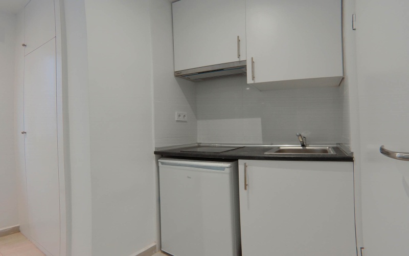 Calle Calle de Berruguete, floor 1, Berruguete, ,1 BathroomBathrooms,Studio,Medium Term Let,Calle de Berruguete,1,96