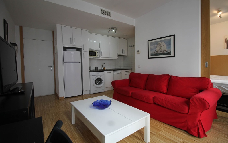 Calle Calle de Cervantes, floor 2, Huertas-Cortes, ,1 BathroomBathrooms,Studio,Medium Term Let,Calle de Cervantes,2,108