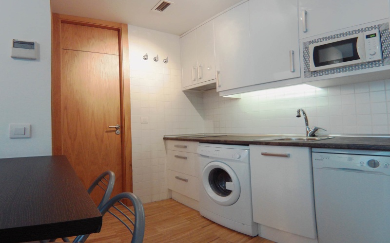 Calle Calle de Cervantes, floor 3, Huertas-Cortes, ,1 BathroomBathrooms,Studio,Medium Term Let,Calle de Cervantes,3,110