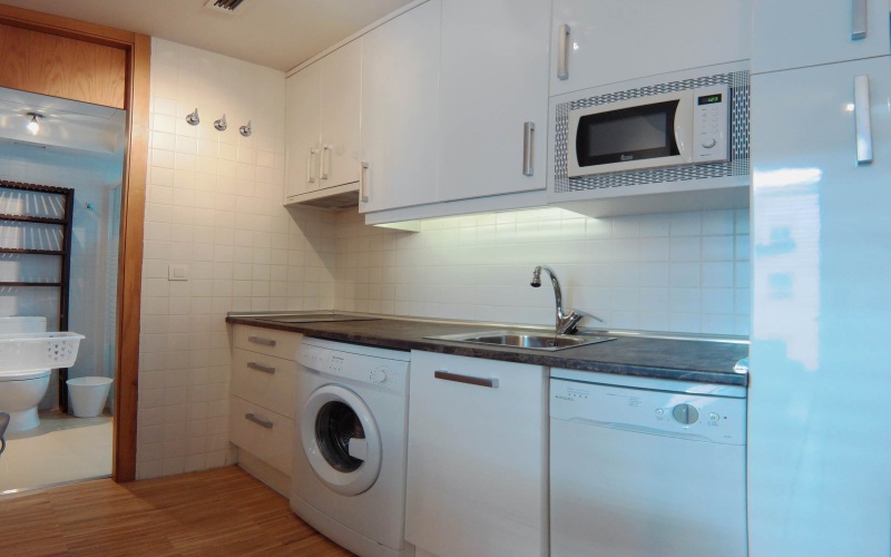 Calle Calle de Cervantes, floor 3, Huertas-Cortes, ,1 BathroomBathrooms,Studio,Medium Term Let,Calle de Cervantes,3,110