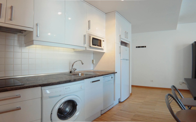 Calle Calle de Cervantes, floor 3, Huertas-Cortes, ,1 BathroomBathrooms,Studio,Medium Term Let,Calle de Cervantes,3,110