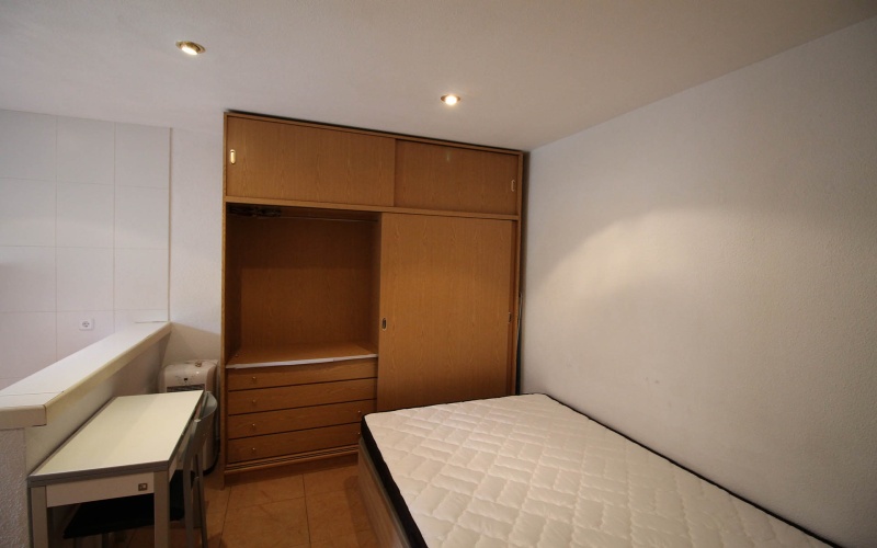 Calle Calle de Garcilaso, floor 4, Trafalgar, ,1 BathroomBathrooms,Studio,Medium Term Let,Calle de Garcilaso,4,137