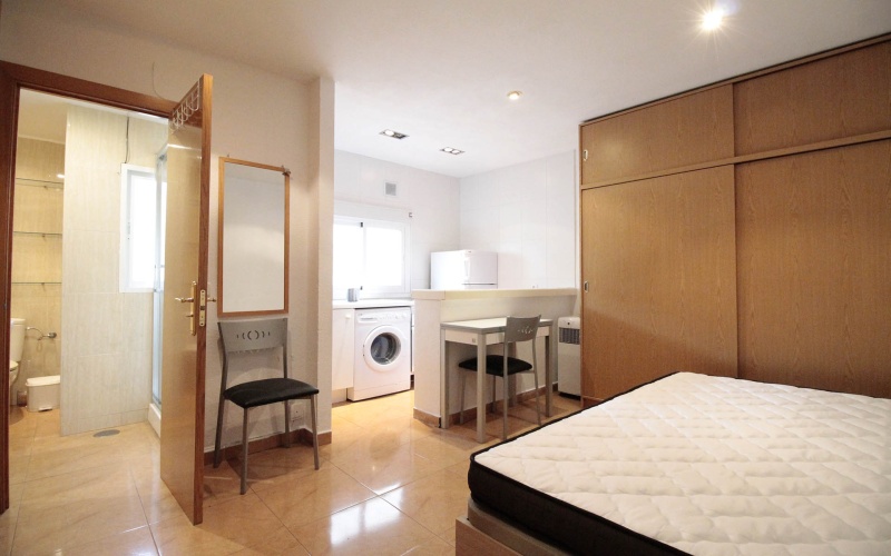 Calle Calle de Garcilaso, floor 4, Trafalgar, ,1 BathroomBathrooms,Studio,Medium Term Let,Calle de Garcilaso,4,137