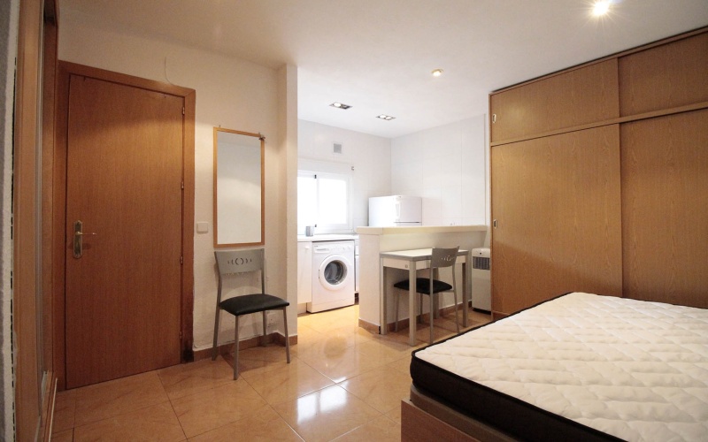 Calle Calle de Garcilaso, floor 4, Trafalgar, ,1 BathroomBathrooms,Studio,Medium Term Let,Calle de Garcilaso,4,137