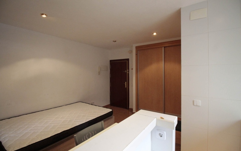 Calle Calle de Garcilaso, floor 4, Trafalgar, ,1 BathroomBathrooms,Studio,Medium Term Let,Calle de Garcilaso,4,137