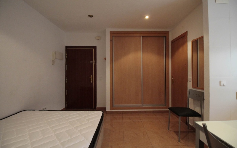 Calle Calle de Garcilaso, floor 4, Trafalgar, ,1 BathroomBathrooms,Studio,Medium Term Let,Calle de Garcilaso,4,137