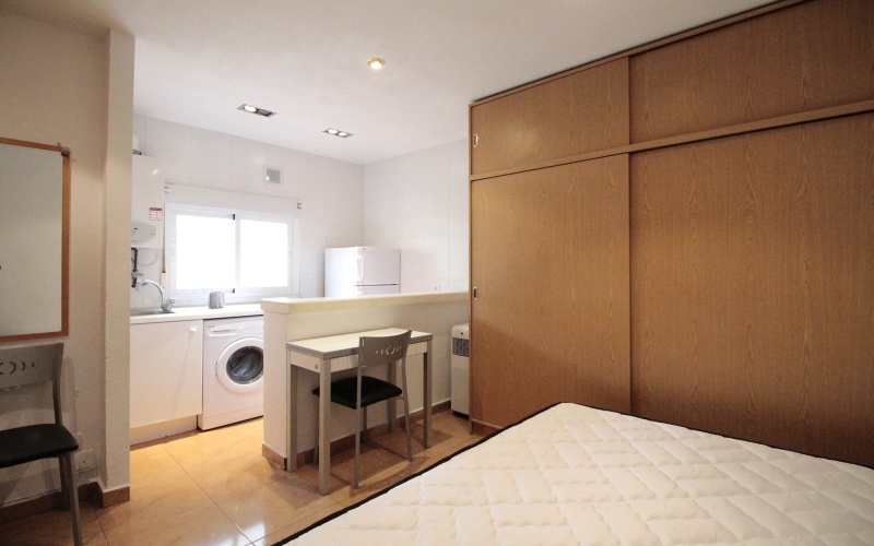 Calle Calle de Garcilaso, floor 4, Trafalgar, ,1 BathroomBathrooms,Studio,Medium Term Let,Calle de Garcilaso,4,137