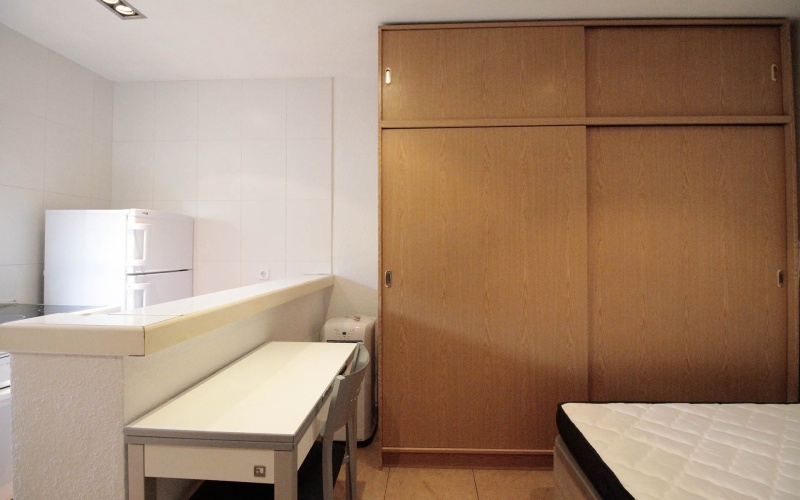 Calle Calle de Garcilaso, floor 4, Trafalgar, ,1 BathroomBathrooms,Studio,Medium Term Let,Calle de Garcilaso,4,137