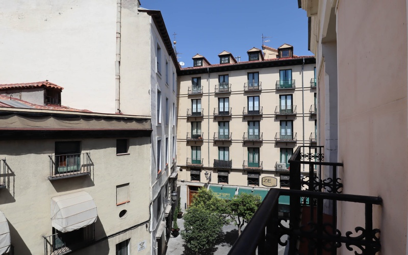 Calle Calle Imperial, floor 3, Sol, 1 Bedroom Bedrooms, ,1 BathroomBathrooms,Apartment,Medium Term Let,Calle Imperial,3,146