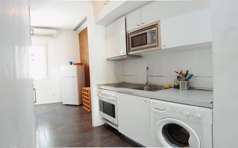 Calle Calle de Jesus del Valle, floor 2, Malasana-Universidad, 1 Bedroom Bedrooms, ,1 BathroomBathrooms,Apartment,Medium Term Let,Calle de Jesus del Valle,2,151