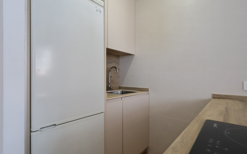 Calle Calle de los Madrazo, floor 4, Huertas-Cortes, 0 ,1 BathroomBathrooms,Studio,Medium Term Let,Calle de los Madrazo,4,160