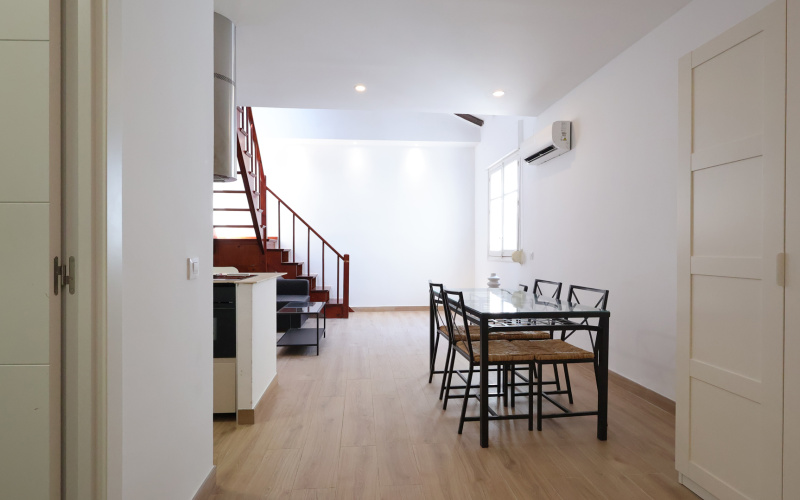 Calle Calle de los Madrazo, floor 4, Huertas-Cortes, 0 ,1 BathroomBathrooms,Studio,Medium Term Let,Calle de los Madrazo,4,160