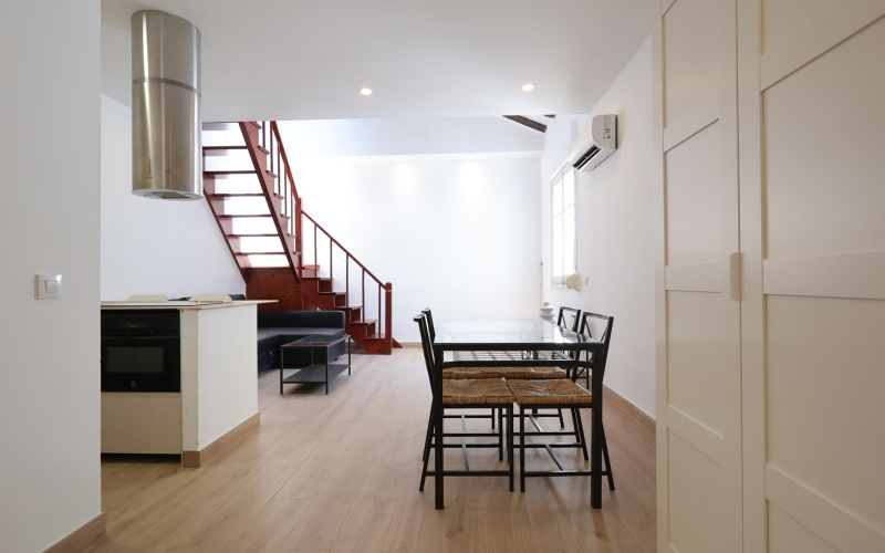 Calle Calle de los Madrazo, floor 4, Huertas-Cortes, 0 ,1 BathroomBathrooms,Studio,Medium Term Let,Calle de los Madrazo,4,160