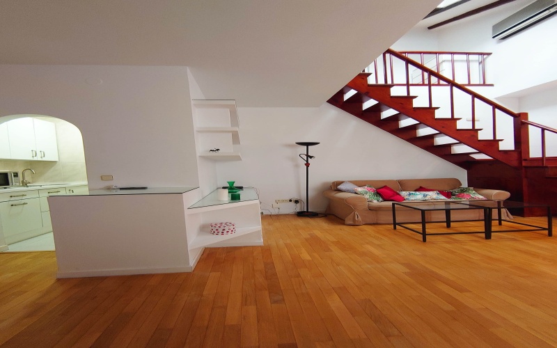 Calle Calle de los Madrazo, floor 4, Huertas-Cortes, ,1 BathroomBathrooms,Studio,Medium Term Let,Calle de los Madrazo,4,160