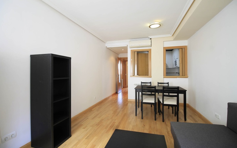 Calle Calle de Robledo, floor 1, Valdeacederas, 1 Bedroom Bedrooms, ,1 BathroomBathrooms,Apartment,Medium Term Let,Calle de Robledo,1,183