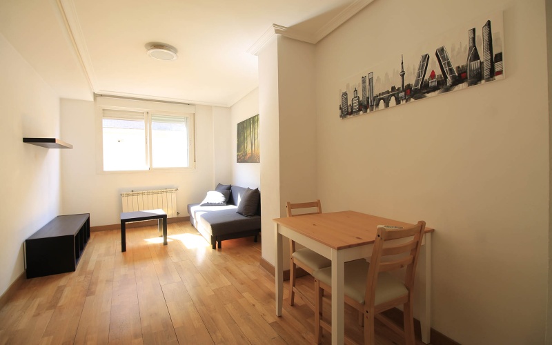 Calle Calle de Robledo, floor 2, Valdeacederas, 1 Bedroom Bedrooms, ,1 BathroomBathrooms,Apartment,Medium Term Let,Calle de Robledo,2,184