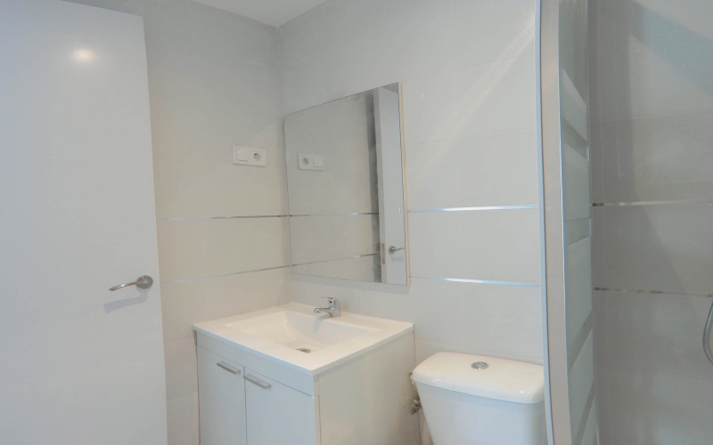 Calle Calle de Rodrigo Uhagon, floor 1, Pradolongo, ,1 BathroomBathrooms,Studio,Medium Term Let,Calle de Rodrigo Uhagon,1,198