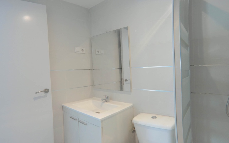 Calle Calle de Rodrigo Uhagon, floor 1, Pradolongo, ,1 BathroomBathrooms,Studio,Medium Term Let,Calle de Rodrigo Uhagon,1,203