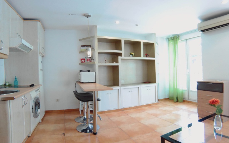 Calle Calle de Sagasta, floor 1, Trafalgar, ,1 BathroomBathrooms,Studio,Medium Term Let,Calle de Sagasta,1,211