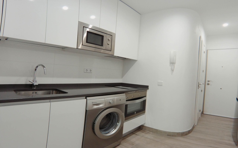 Calle Calle de Sagasta, floor 2, Trafalgar, ,1 BathroomBathrooms,Studio,Medium Term Let,Calle de Sagasta,2,213