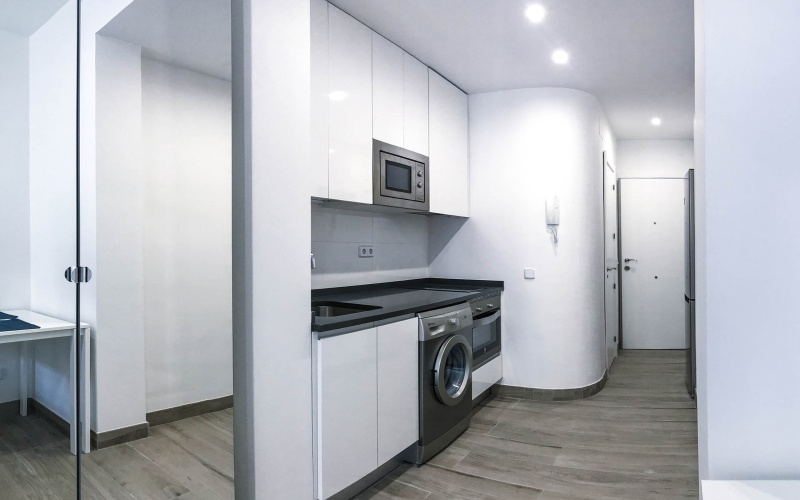 Calle Calle de Sagasta, floor 2, Trafalgar, ,1 BathroomBathrooms,Studio,Medium Term Let,Calle de Sagasta,2,213