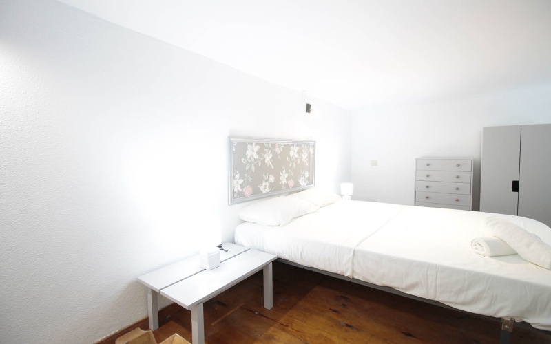 Calle Calle de Sagasta, floor, Trafalgar, ,1 BathroomBathrooms,Studio,Medium Term Let,Calle de Sagasta,219