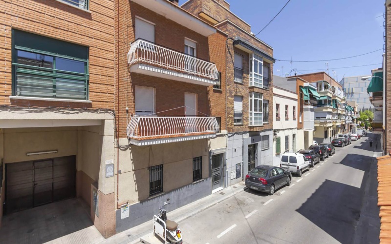 Calle Calle de Santona, floor 1, Zofio, 1 Bedroom Bedrooms, ,1 BathroomBathrooms,Apartment,Medium Term Let,Calle de Santona,1,221