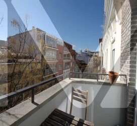 Calle Calle de Trafalgar, floor 5, Trafalgar, 1 Bedroom Bedrooms, ,1 BathroomBathrooms,Apartment,Medium Term Let,Calle de Trafalgar,5,242