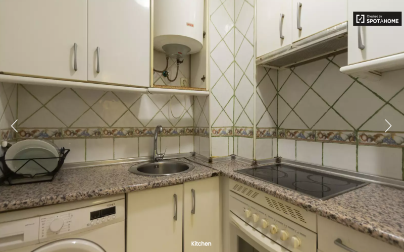 Calle Calle de Hortaleza, floor 2, Chueca-Justicia, 4 Bedrooms Bedrooms, ,1 BathroomBathrooms,Roomshared,Medium Term Let,Calle de Hortaleza,2,140