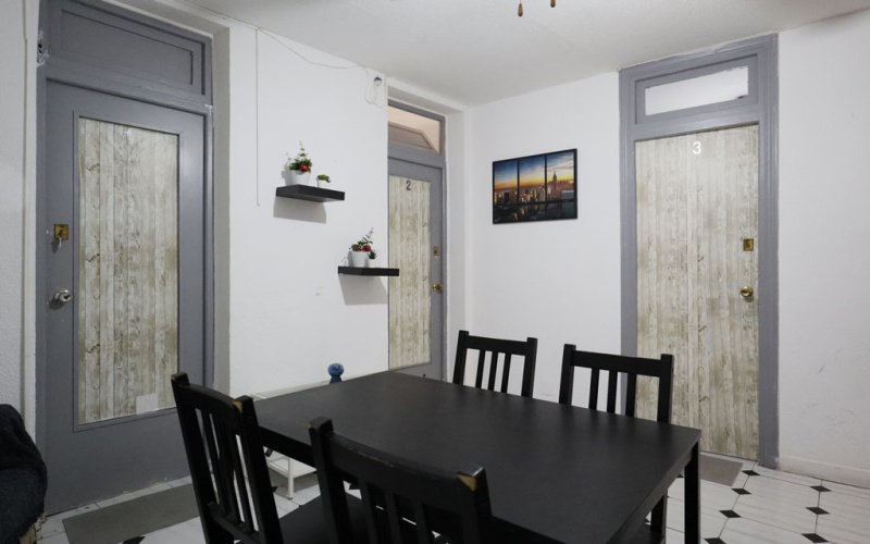 Calle Calle de Hortaleza, floor 2, Chueca-Justicia, 4 Bedrooms Bedrooms, 0 ,1 BathroomBathrooms,Roomshared,Medium Term Let,Calle de Hortaleza,2,141