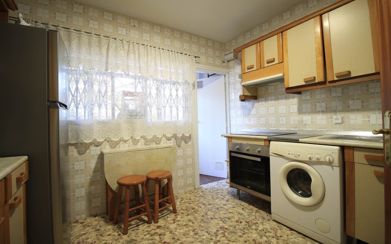 Calle Calle de la Tacona, floor 1, Fontarron, 3 Bedrooms Bedrooms, ,1 BathroomBathrooms,Apartment,Medium Term Let,Calle de la Tacona,1,259