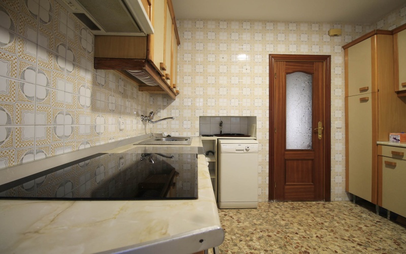 Calle Calle de la Tacona, floor 1, Fontarron, 3 Bedrooms Bedrooms, ,1 BathroomBathrooms,Apartment,Medium Term Let,Calle de la Tacona,1,259