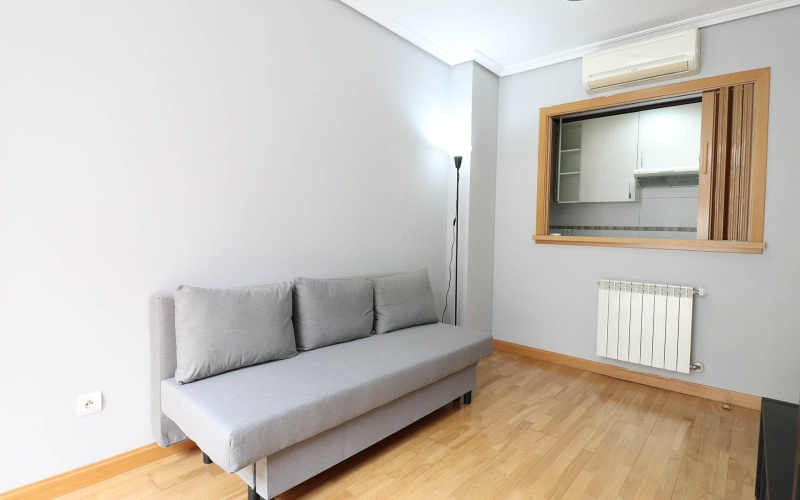 Calle Calle de Robledo, floor 2, Valdeacederas, 1 Bedroom Bedrooms, ,1 BathroomBathrooms,Apartment,Medium Term Let,Calle de Robledo,2,284