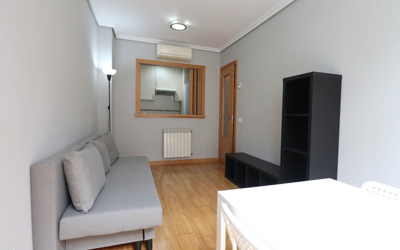 Calle Calle de Robledo, floor 2, Valdeacederas, 1 Bedroom Bedrooms, ,1 BathroomBathrooms,Apartment,Medium Term Let,Calle de Robledo,2,284