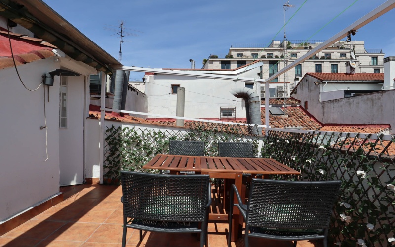 Carrera Carrera de San Jeronimo, floor 3, Sol, 6 Bedrooms Bedrooms, ,2 BathroomsBathrooms,Roomshared,Medium Term Let,Carrera de San Jeronimo,3,316