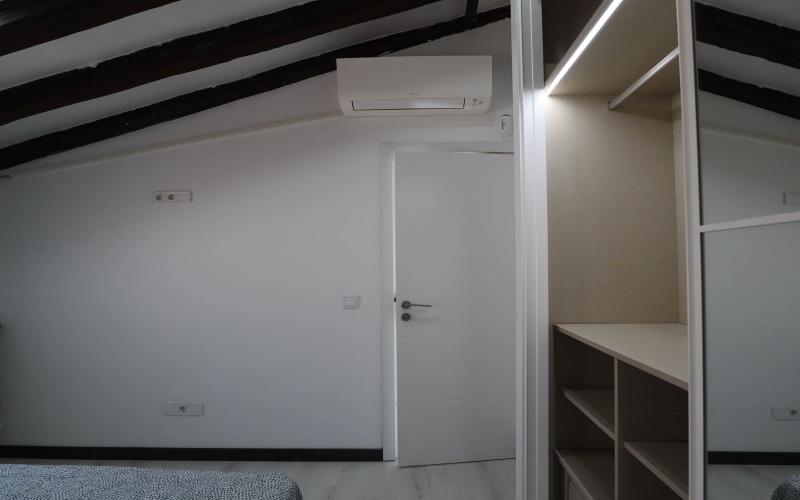 Carrera Carrera de San Jeronimo, floor 3, Sol, 6 Bedrooms Bedrooms, ,2 BathroomsBathrooms,Roomshared,Medium Term Let,Carrera de San Jeronimo,3,318