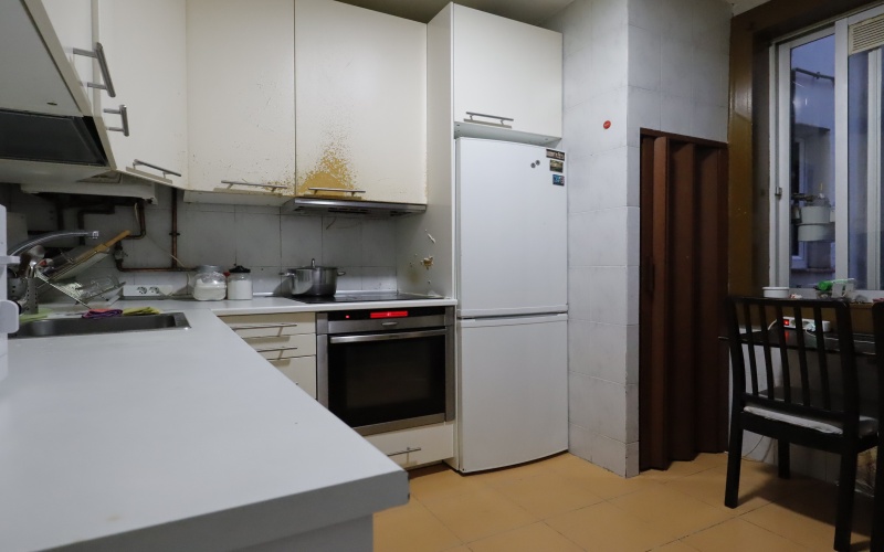 Calle Calle Escorial, floor 1, Malasana-Universidad, 5 Bedrooms Bedrooms, ,2 BathroomsBathrooms,Roomshared,Medium Term Let,Calle Escorial,1,340