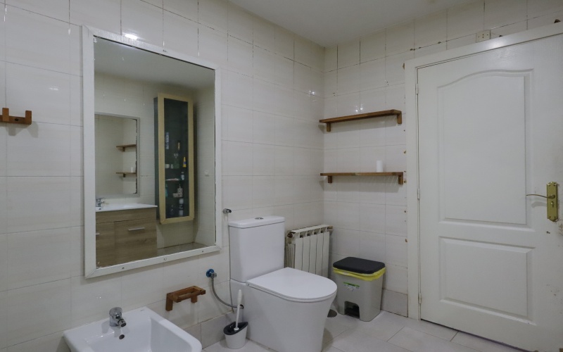 Calle Calle Escorial, floor 1, Malasana-Universidad, 5 Bedrooms Bedrooms, ,2 BathroomsBathrooms,Roomshared,Medium Term Let,Calle Escorial,1,340