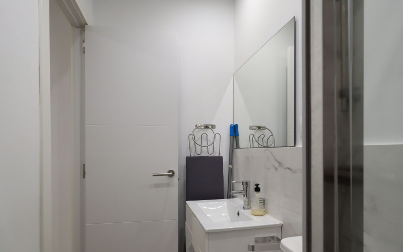 Calle Calle Alejandro Sanchez, floor 4, Carabanchel, 1 Bedroom Bedrooms, 0 ,1 BathroomBathrooms,Studio,Medium Term Let,Calle Alejandro Sanchez,4,401
