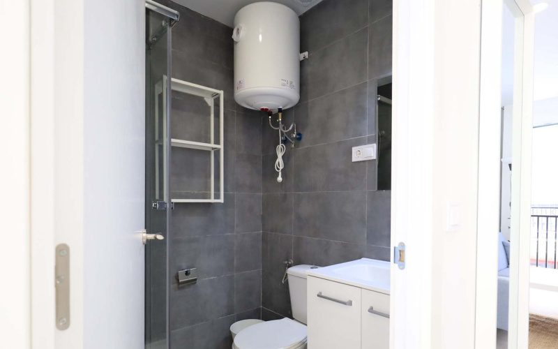 Calle Calle Guadarrama, floor 1, Latina, 1 Bedroom Bedrooms, 0 ,1 BathroomBathrooms,Apartment,Medium Term Let,Calle Guadarrama,1,403