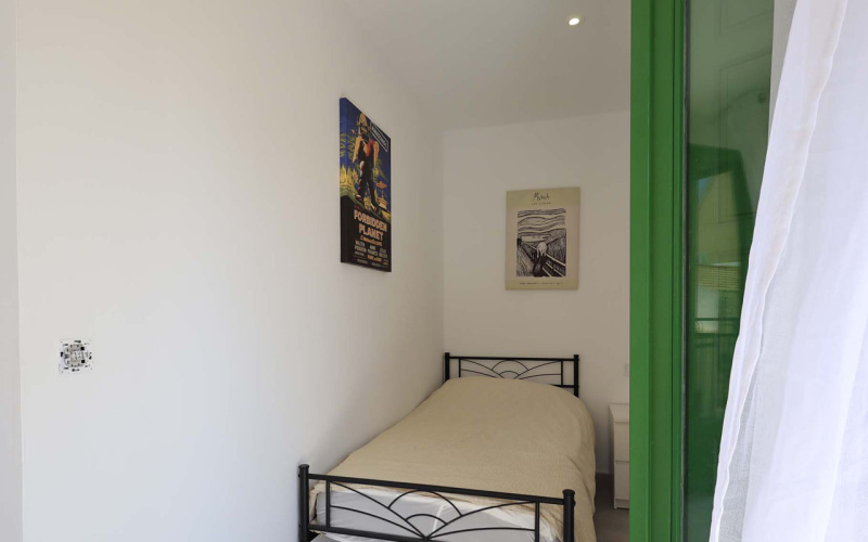 Calle Calle Guadarrama, floor 1, Latina, 5 Bedrooms Bedrooms, 0 ,2 BathroomsBathrooms,Roomshared,Medium Term Let,Calle Guadarrama,1,407
