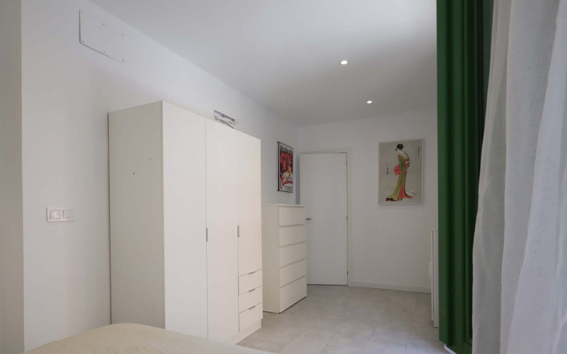 Calle Calle Guadarrama, floor 1, Latina, 5 Bedrooms Bedrooms, 0 ,2 BathroomsBathrooms,Roomshared,Medium Term Let,Calle Guadarrama,1,408