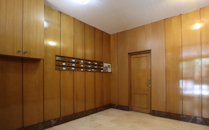 Calle Calle Ronda de Segovia, floor 1, Centro, 3 Bedrooms Bedrooms, 0 ,2 BathroomsBathrooms,Apartment,Medium Term Let,Calle Ronda de Segovia,1,417