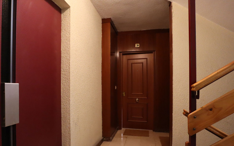 Calle Calle Ronda de Segovia, floor 1, Centro, 3 Bedrooms Bedrooms, 0 ,2 BathroomsBathrooms,Apartment,Medium Term Let,Calle Ronda de Segovia,1,417