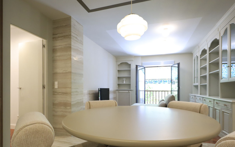 Calle Calle Ronda de Segovia, floor 1, Centro, 3 Bedrooms Bedrooms, 0 ,2 BathroomsBathrooms,Apartment,Medium Term Let,Calle Ronda de Segovia,1,417