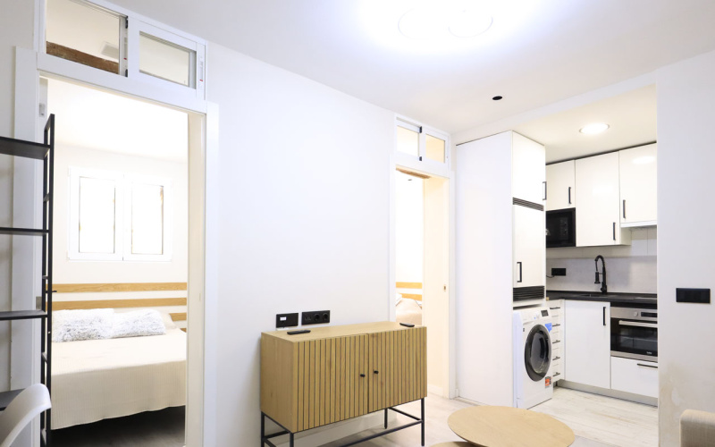 Calle Calle de los Tres Peces, floor, Lavapies, 2 Bedrooms Bedrooms, 0 ,1 BathroomBathrooms,Apartment,Medium Term Let,Calle de los Tres Peces,419