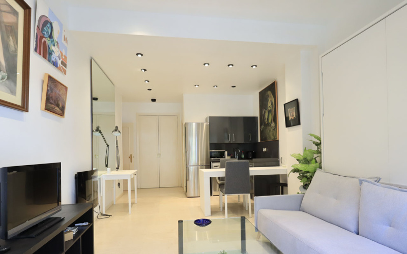 Calle Calle Suero de Quinones, floor, Prosperidad, 1 Bedroom Bedrooms, 0 ,1 BathroomBathrooms,Studio,Medium Term Let,Calle Suero de Quinones,422