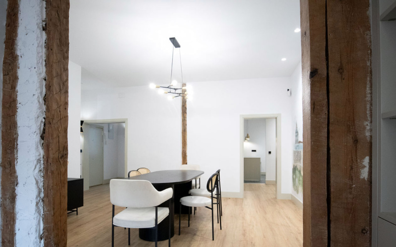 Calle Calle de la Amnistia, floor 3, Opera, 3 Bedrooms Bedrooms, 0 ,2 BathroomsBathrooms,Apartment,Medium Term Let,Calle de la Amnistia,3,442