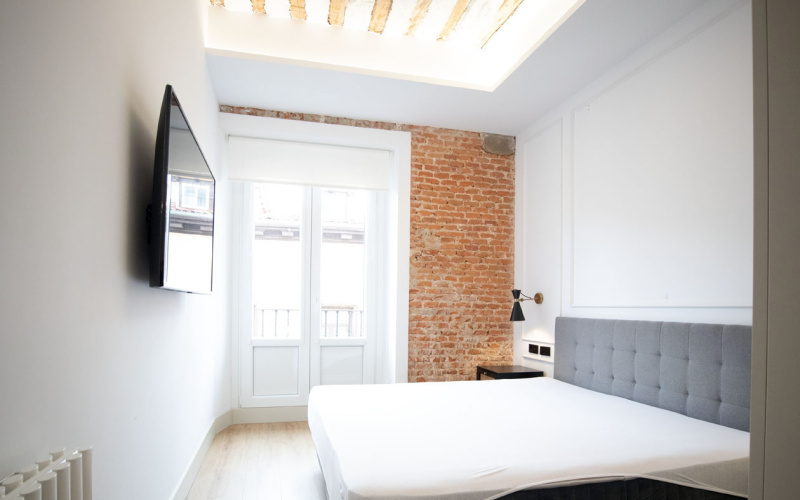 Calle Calle de la Amnistia, floor 3, Opera, 3 Bedrooms Bedrooms, 0 ,2 BathroomsBathrooms,Apartment,Medium Term Let,Calle de la Amnistia,3,442